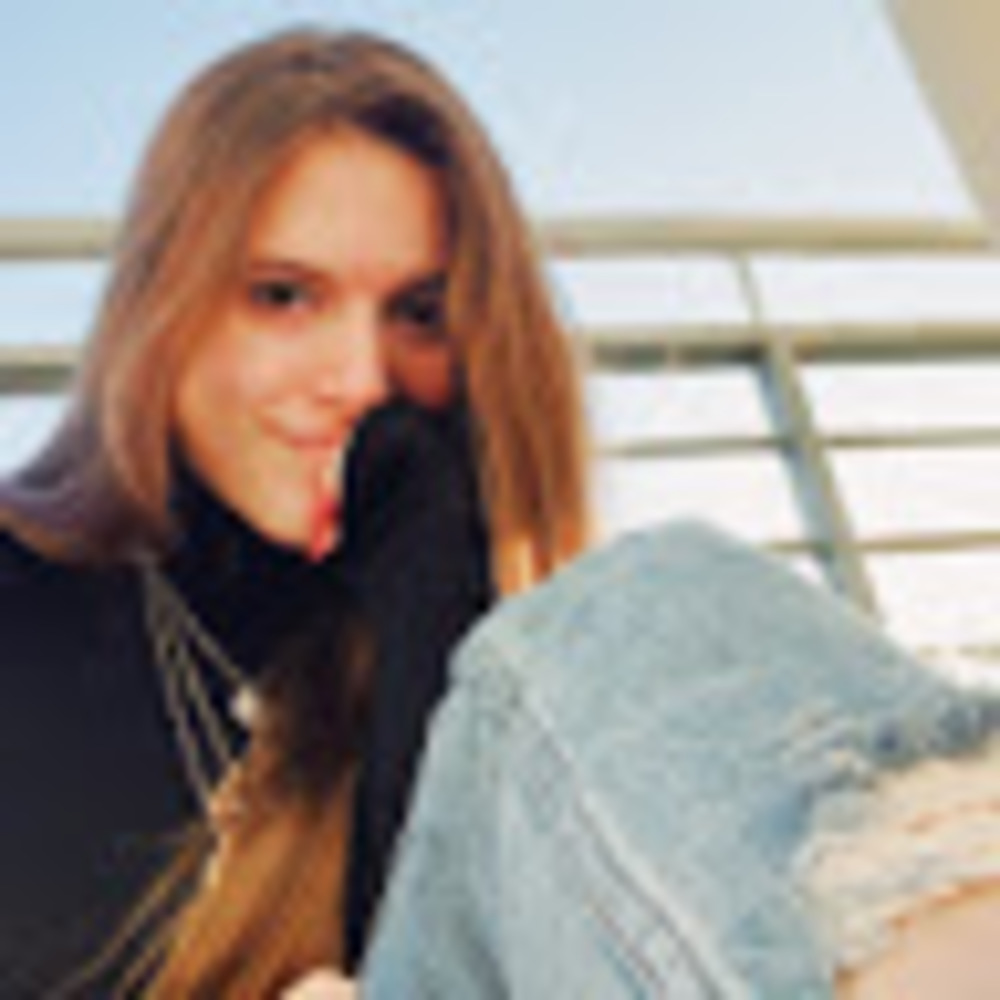 Meet your Posher, Hayley